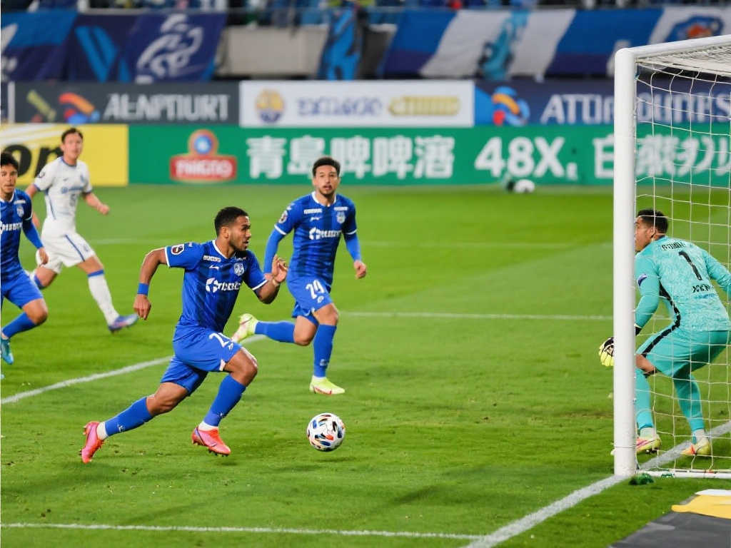 超聯賽更加 超聯賽更加